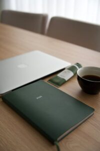 Efektywna organizacja pracy zdalnej dla zachowania równowagi życiowej